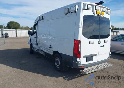 2019 Mercedes-Benz Sprinter 2500 Standard Roof V6 из США, поврежденный, VIN W1W4EBHY0KT019517